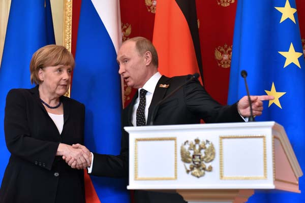 Liên Xô giữ vai trò to lớn trong chiến thắng chủ nghĩa phátxít ảnh 1