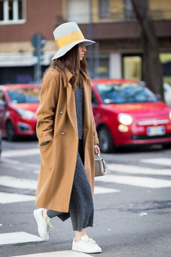 Điểm lại những phong cách đường phố sành điệu dịp đầu năm ảnh 1