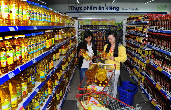 Chợ, siêu thị tại TP.HCM đồng loạt mở cửa ngày mùng 2 Tết ảnh 1