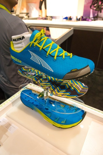 Cơ hội mua giày thể thao thông minh thế hệ mới ở CES 2015 ảnh 2