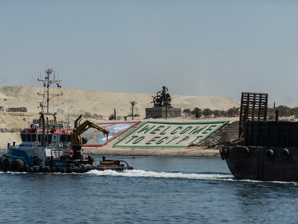 Kênh đào Suez: Khánh thành hoành tráng, doanh thu ảm đạm ảnh 1