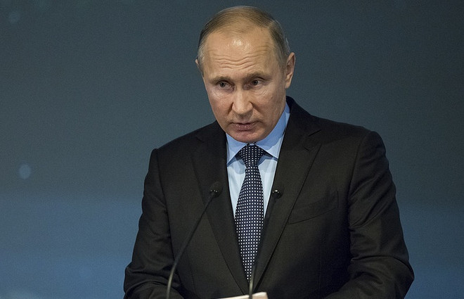 Tổng thống Nga Vladimir Putin. (Nguồn: AP) Tổng thống Nga Putin chia buồn về vụ rơi máy bay hành khách An-148 ảnh 1