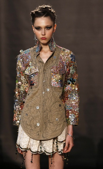 [Photo] Ấn tượng mẫu trang phục tại Tuần lễ Thời trang Thu-Đông ảnh 4