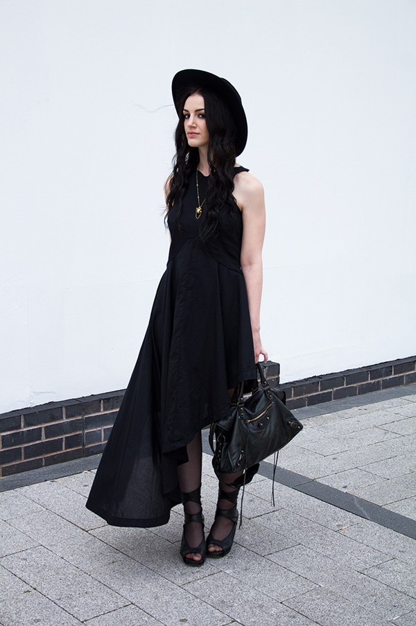 "Phục hưng" phong cách vintage trong thời trang Thu Đông ảnh 33