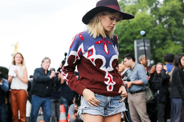 "Phục hưng" phong cách vintage trong thời trang Thu Đông ảnh 22