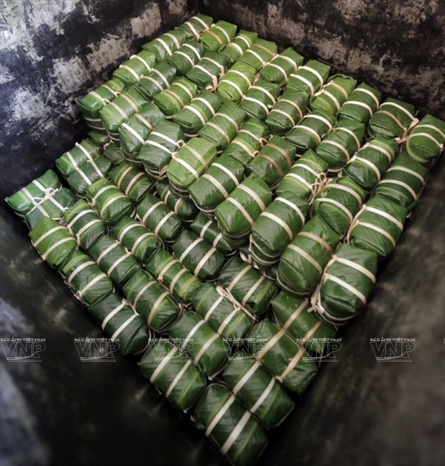 Tận hưởng vị Tết quanh năm ở làng gói bánh chưng Tranh Khúc ảnh 10