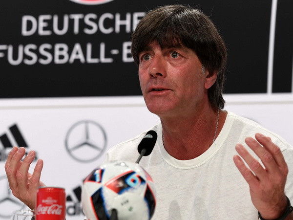 Huấn luyện viên Joachim Loew. (Nguồn: AFP/TTXVN) Đức - Italy: Cuộc chiến sân cỏ của những người khổng lồ ảnh 1