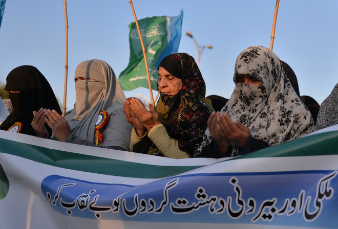 Pakistan bắt hơn 10.000 nghi can sau vụ thảm sát trường học ảnh 1