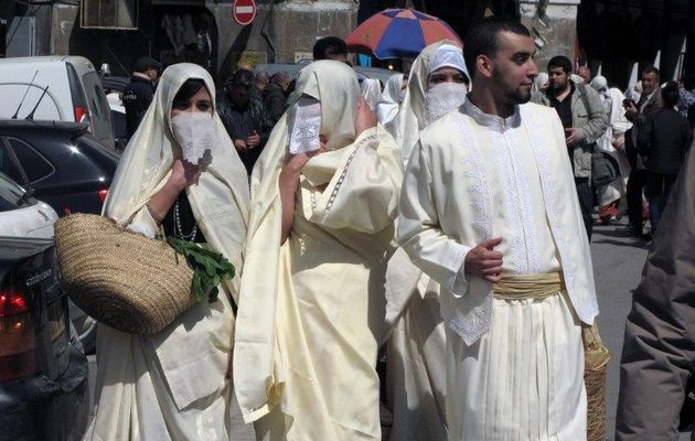 Ngày càng có nhiều nam giới Algeria không muốn lập gia đình ảnh 1