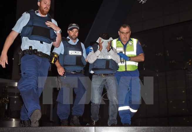 [Video] Kẻ bắt cóc con tin tại Australia dọa đặt bom thành phố ảnh 1