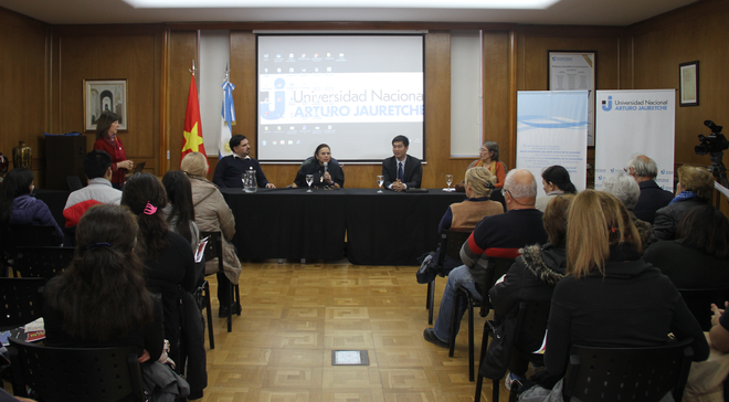 Nhiều hoạt động văn hóa kỷ niệm ngày sinh Hồ Chủ tịch ở Argentina ảnh 1