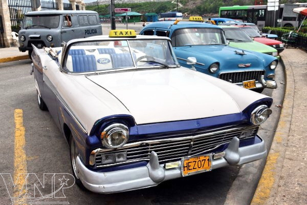 Lạc giữa thiên đường xe cổ ở thành phố kỳ quan của thế giới ảnh 15