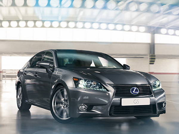 Toyota tung phiên bản Lexus GS 300h mới ở châu Âu ảnh 1