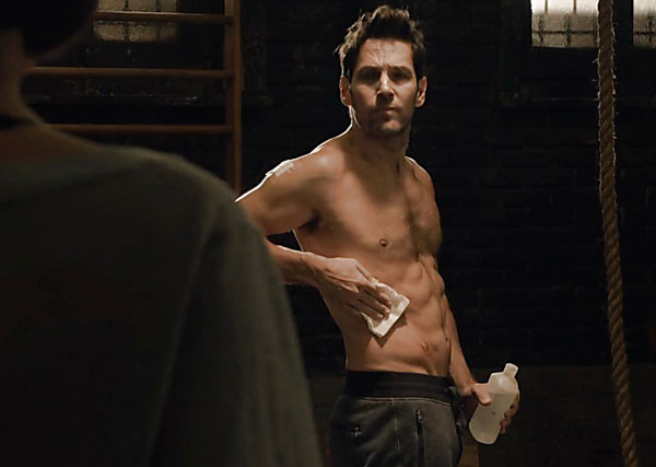 "Người Kiến" nhịn tinh bột và đồ có cồn để có thân hình sáu múi ảnh 2