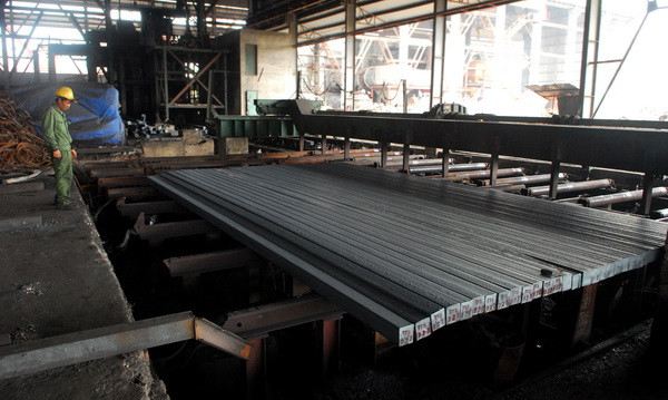 Tôn, thép Việt Nam đối mặt với nguy cơ từ tranh chấp thương mại ảnh 1