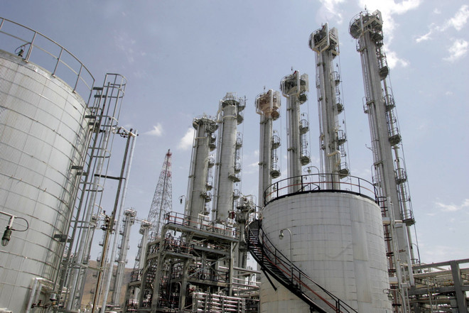 Nhà máy nghiên cứu nước nặng Arak, cách thủ đô Tehran (Iran) 320km về phía Nam. (Nguồn: AFP/TTXVN) Các bên tham gia thỏa thuận hạt nhân Iran nhóm họp vào ngày 6/12 ảnh 1