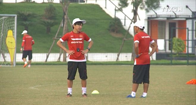 [Video] VFF vẫn chưa thể ra quyết định về tương lai của HLV Miura ảnh 1