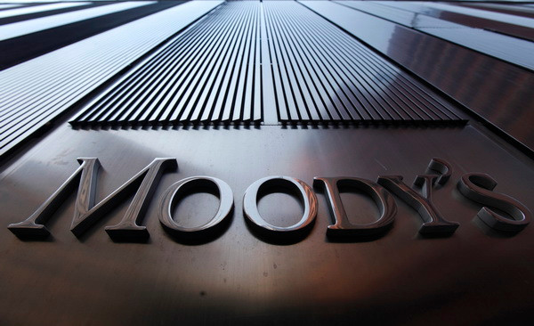 Moody's hạ mức xếp hạng tín nhiệm các tập đoàn của Nga ảnh 1