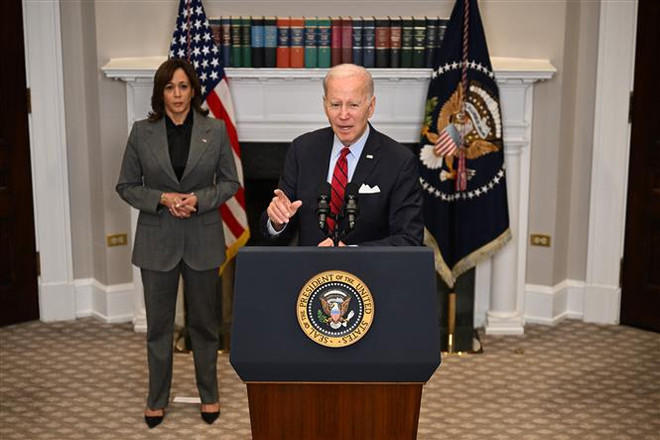 Tổng thống Mỹ Joe Biden phát biểu tại Nhà Trắng ở Washington D.C., ngày 5/1/2023. (Ảnh: AFP/TTXVN) Mỹ: Chỉ định công tố viên điều tra vụ tài liệu trong tư gia ông Biden ảnh 1