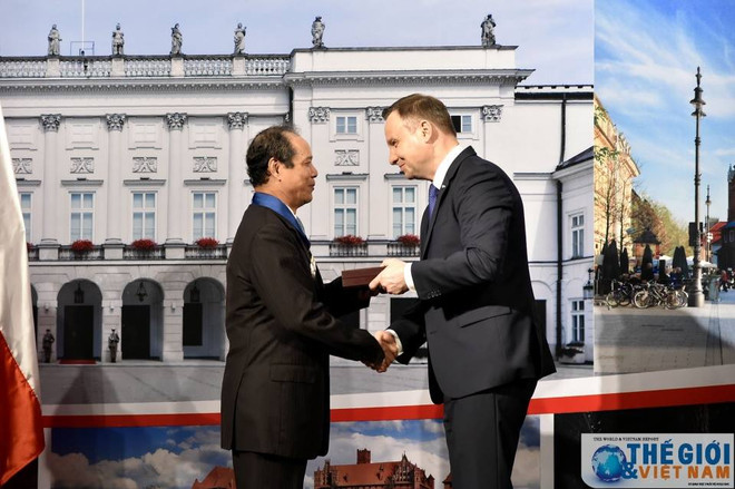 Tổng thống Ba Lan, Phu nhân gặp mặt cựu lưu học sinh Việt Nam ảnh 1