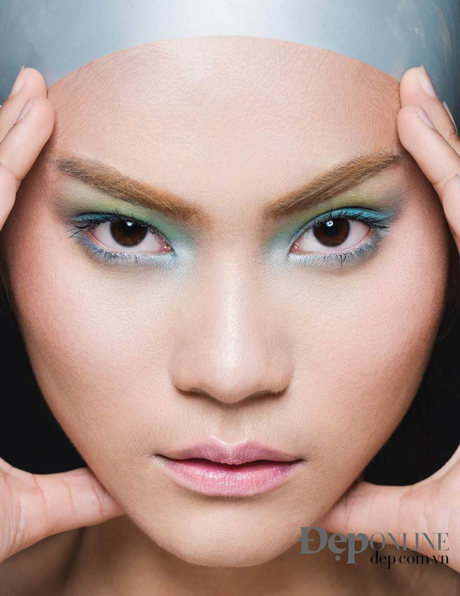 Sở hữu đường kẻ mắt xanh độc đáo để "giải nhiệt" cho mùa Hè ảnh 2