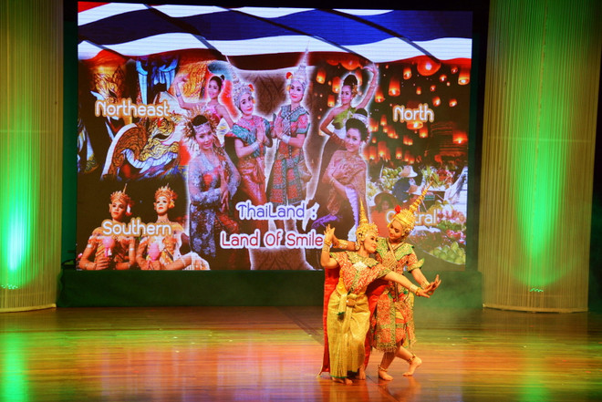 Liên hoan nghệ thuật các dân tộc ASEAN 2014 tại Campuchia ảnh 2