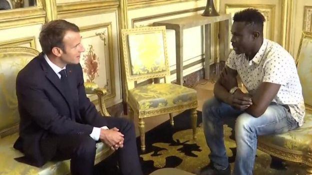 "Người nhện" Mali được Tổng thống Macron cấp quốc tịch Pháp ảnh 1