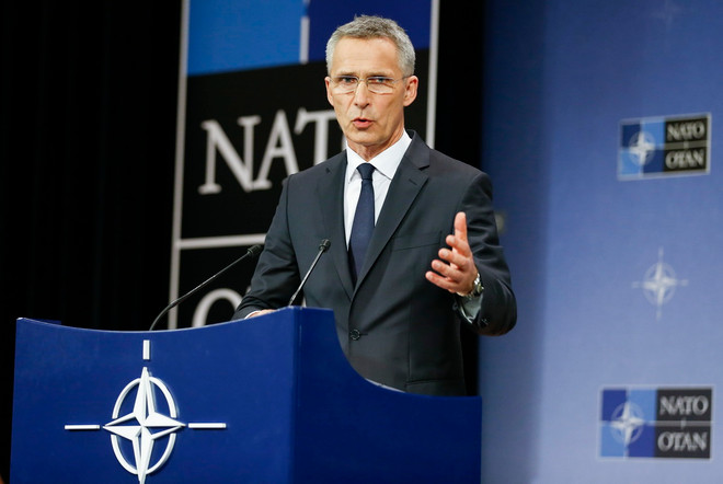 Tổng thư ký Stoltenberg tuyên bố NATO cần đối thoại với Nga ảnh 1
