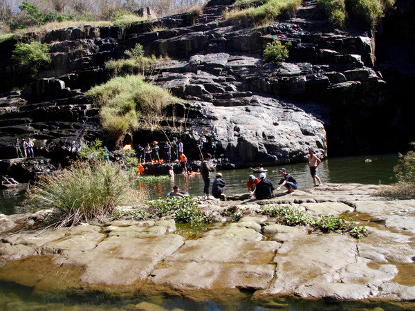 [Video] Tìm thấy thi thể du khách nước ngoài tử nạn tại Thác Pongour ảnh 1