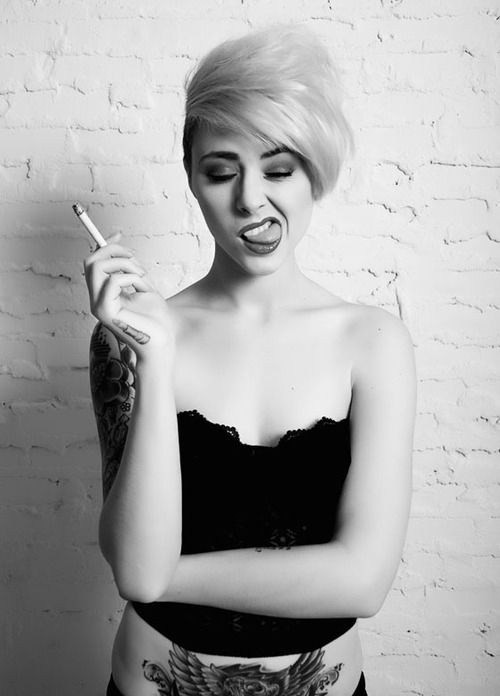 Những phong cách làm đẹp cầu kỳ sẽ "về hưu" trong năm 2015 ảnh 6