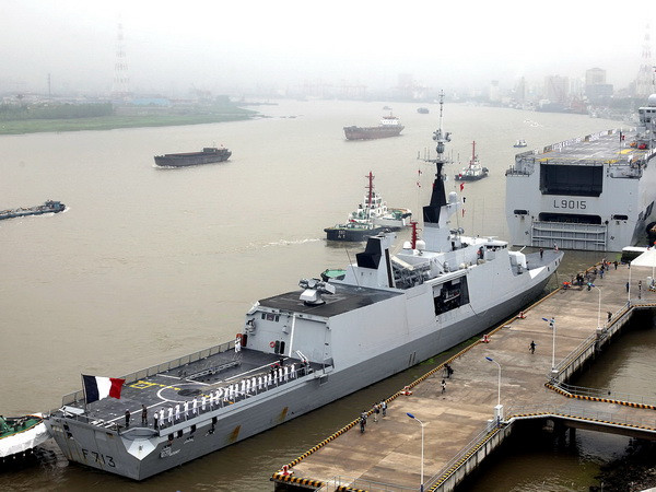 Tổng thống Pháp sẽ quyết định việc giao tàu Mistral cho Nga ảnh 1