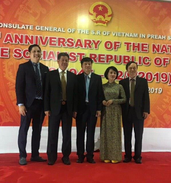 Các địa phương của Campuchia chúc mừng 74 năm Quốc khánh Việt Nam ảnh 1