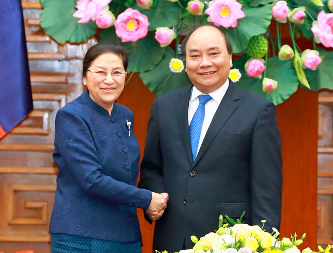 Thủ tướng Chính phủ Nguyễn Xuân Phúc tiếp Chủ tịch Quốc hội Lào ảnh 1