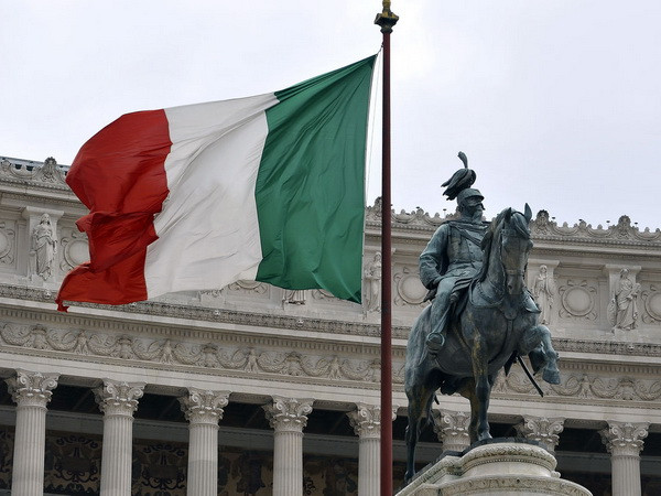 Kinh tế Italy cần 15 năm để phục hồi như trước khi khủng hoảng ảnh 1