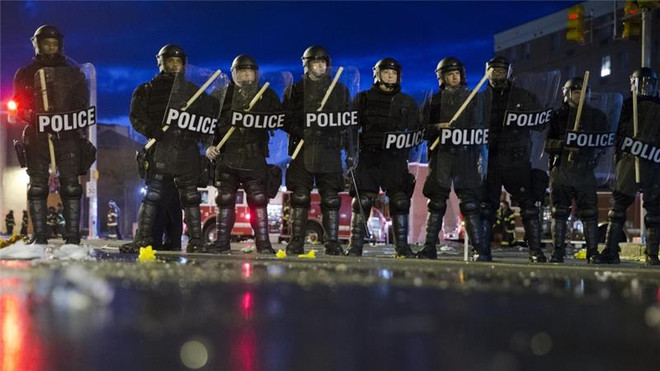 Bộ Tư pháp Mỹ thừa nhận cảnh sát có thái độ kỳ thị sắc tộc ảnh 1