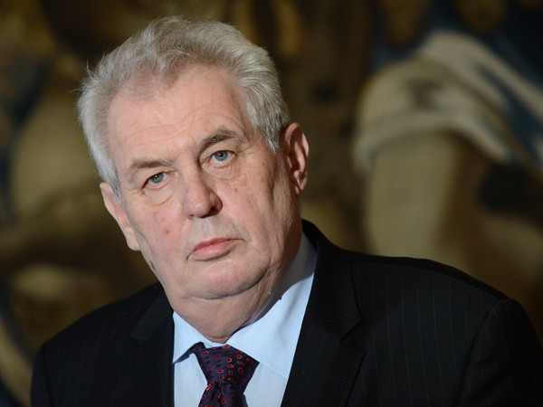 Tổng thống Séc ủng hộ trục xuất người di cư bị từ chối quy chế tị nạn ảnh 1