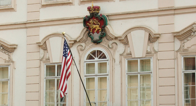 Mỹ đề cử nhà đầu tư Bijan Sabet làm tân đại sứ tại Cộng hòa Séc ảnh 1