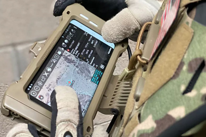 Samsung ra mắt phiên bản Galaxy S20 quân đội "nồi đồng cối đá" ảnh 2