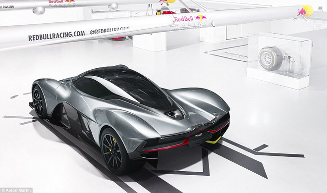 AM-RB 001: Sự kết hợp tuyệt vời giữa siêu xe và xe đua F1 ảnh 5