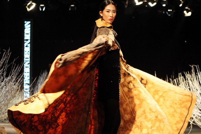 Trình diễn hàng ngàn thiết kế Thu Đông mới nhất của thời trang Việt ảnh 1