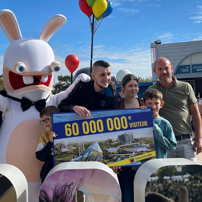 Công viên Futuroscope - nơi trải nghiệm các công nghệ của tương lai ảnh 2