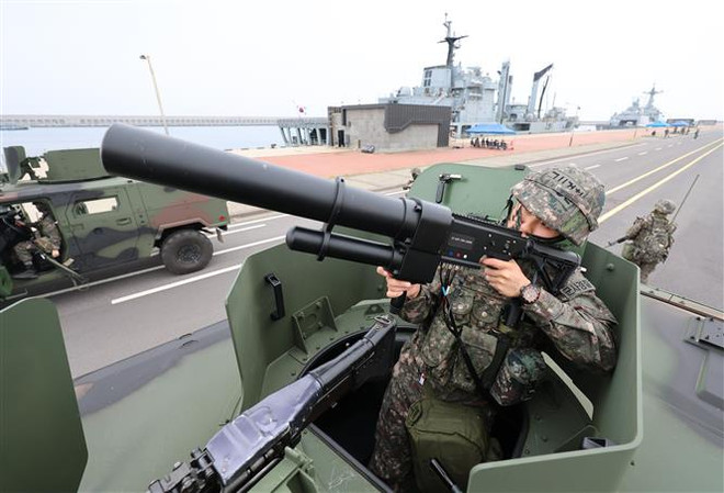 Binh sỹ Hàn Quốc tham gia cuộc tập trận tại đảo Jeju ngày 20/3/2023. (Ảnh: Yonhap/TTXVN) Canada và Hàn Quốc lên kế hoạch đàm phán chia sẻ thông tin an ninh ảnh 1