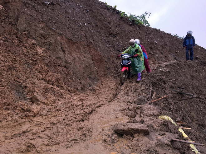 Gian nan đường đến trường của giáo viên vùng cao Sơn La ảnh 1