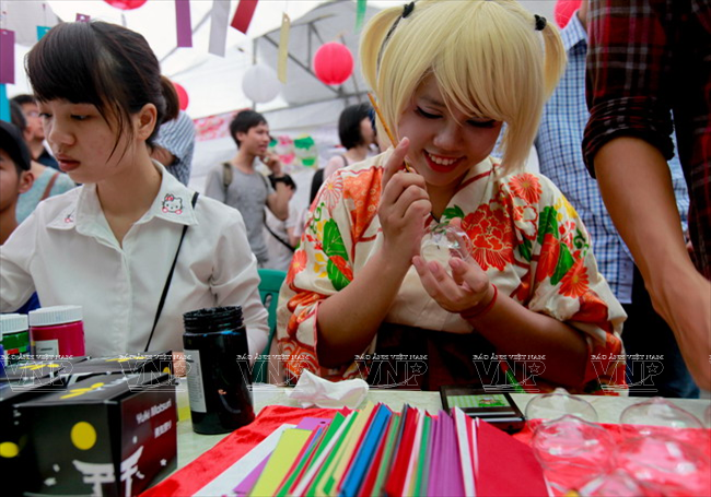 [Photo] Lễ hội chuông gió - nét văn hóa độc đáo Xứ hoa Anh đào ảnh 5