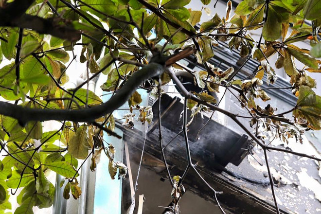 Hà Nội: Hỏa hoạn thiêu rụi tầng 4 ngôi nhà trên phố Hồ Giám ảnh 1