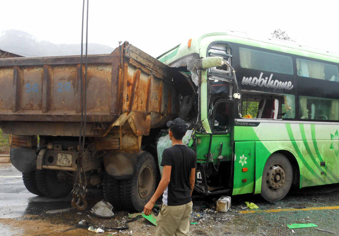 Thừa Thiên Huế bắt giữ 2 lái xe gây tai nạn nghiêm trọng ảnh 1
