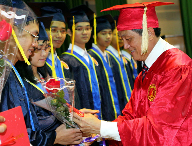 Thí điểm đổi mới cơ chế hoạt động giáo dục đại học công lập ảnh 1