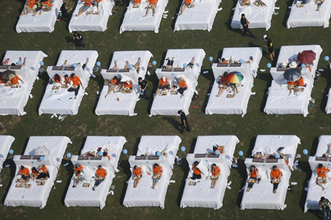 [Photo] Dễ dàng lập kỷ lục thế giới nhờ ăn sáng cùng nhau ảnh 2