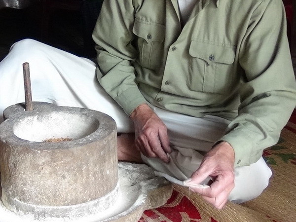 "Học trộm" nghề làm nem thính Bùi Xá đúng chất ở Bắc Ninh ảnh 5