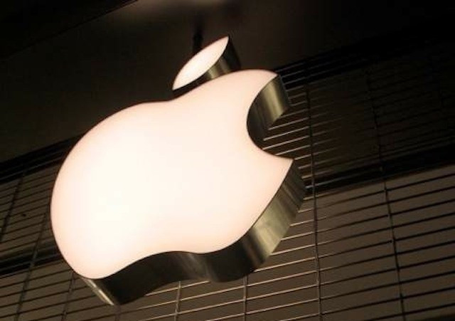 Doanh thu thường niên của Apple sụt giảm lần đầu tiên sau 15 năm ảnh 1